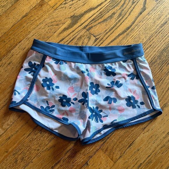 Eddie Bauer Shorts - Picture 1 of 3